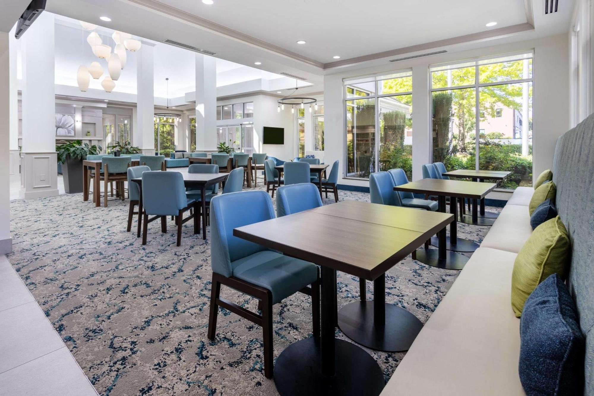 Hilton Garden Inn Winston-Salem/Hanes Mall Exterior photo
